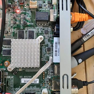 Media 'Serial connected' in category 'Cameras & NVR's'